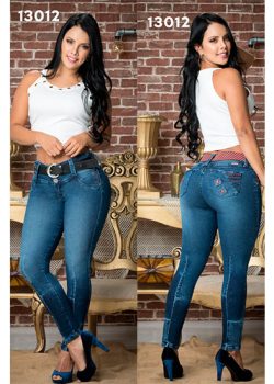 Jeans levanta cola colombianos en Murcia Ropa colombiana 